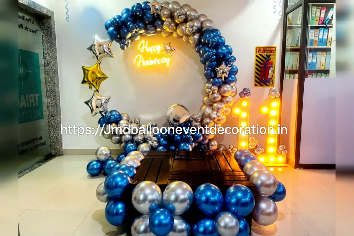 Premium Blue Ring Decoration